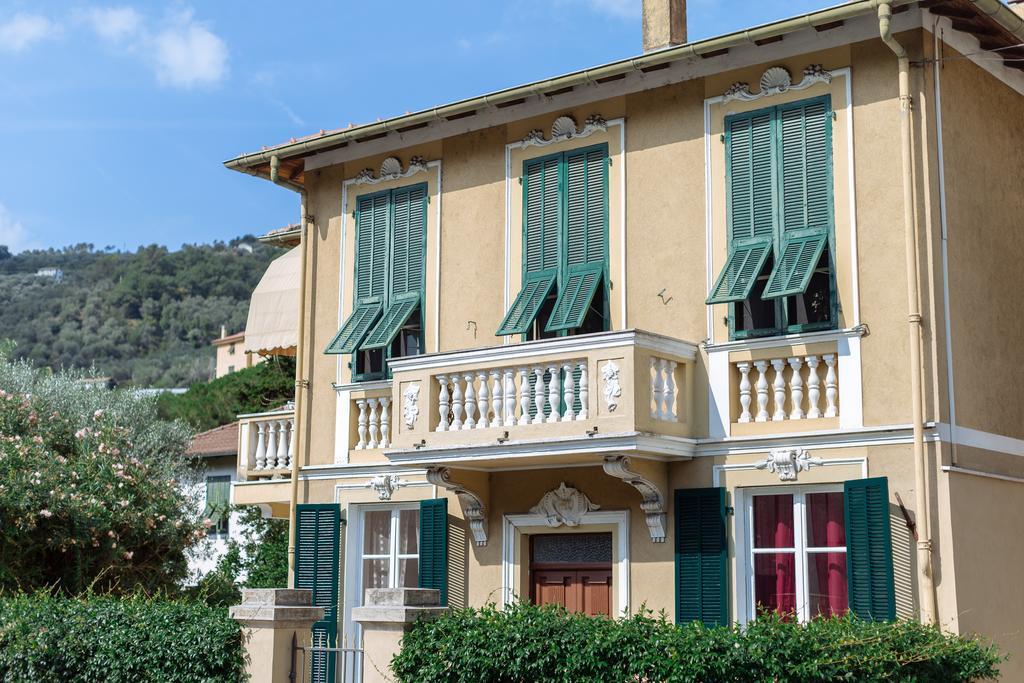 Dussaiga - Casa Di Giacinta Villa Dolceacqua Luaran gambar